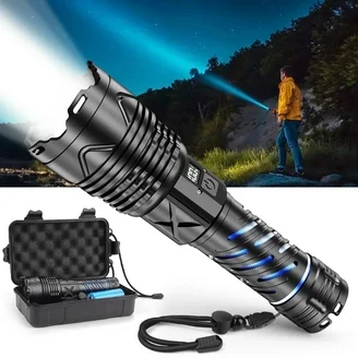 Portable rechargeable flashlight